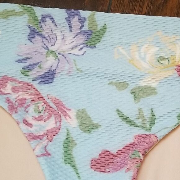 NWOT Chelsea 28 Textured Floral Bikini Bottoms - Picture 2 of 7